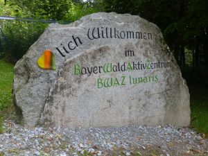 Begrüßungsstein Schullandheim Bayerischer Wald